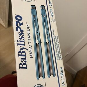 BaByliss Nano Titanium Styling Iron in Blue
